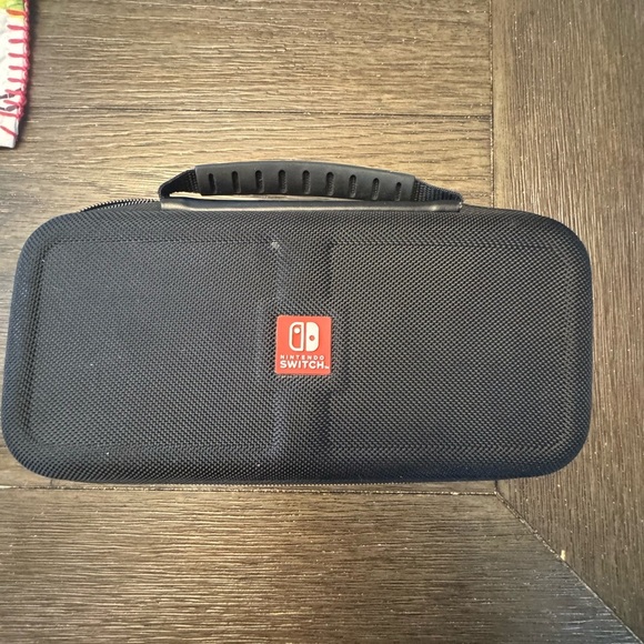 Nintendo Black Switch Travel Case - Picture 1 of 4